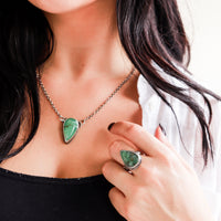 Size 8 | Chrysoprase Speck Teardrop Ring