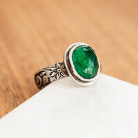 Size 8.5 | Green Aventurine Floral Ring