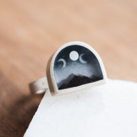 Size 8 | Painted Moons Ring