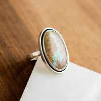 Size 8 | #8 Turquoise Large Oval Hammered Band Ring