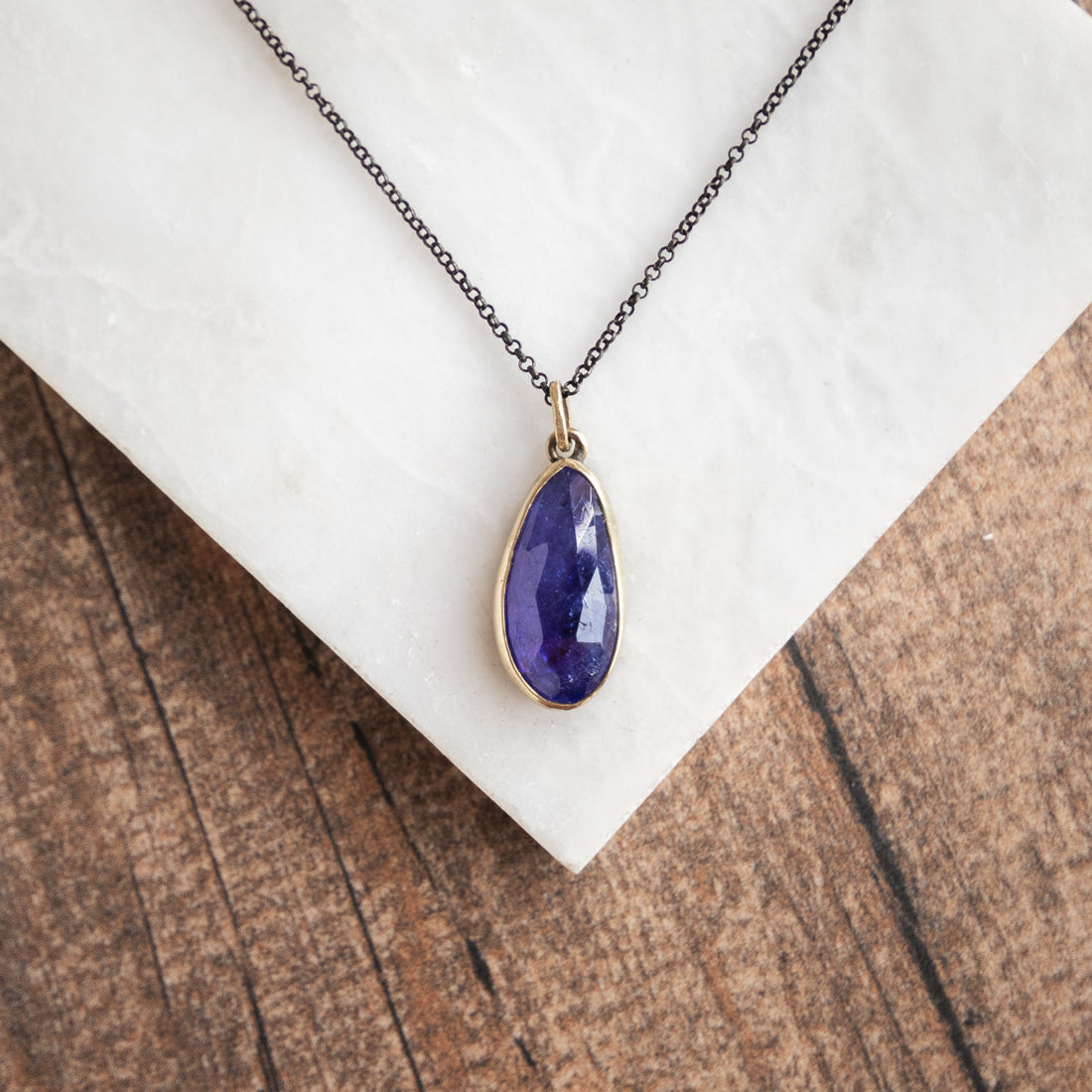 Tanzanite 18k Narrow Drop Bezel Necklace