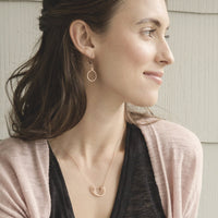 Small Honey Petals Necklace | Gold