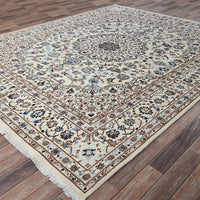 8'0"x10'1" | White Persian | Wool & Silk | 210000031276