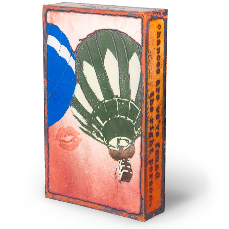 The Kiss 045 (Retired) | Houston Llew Spiritile