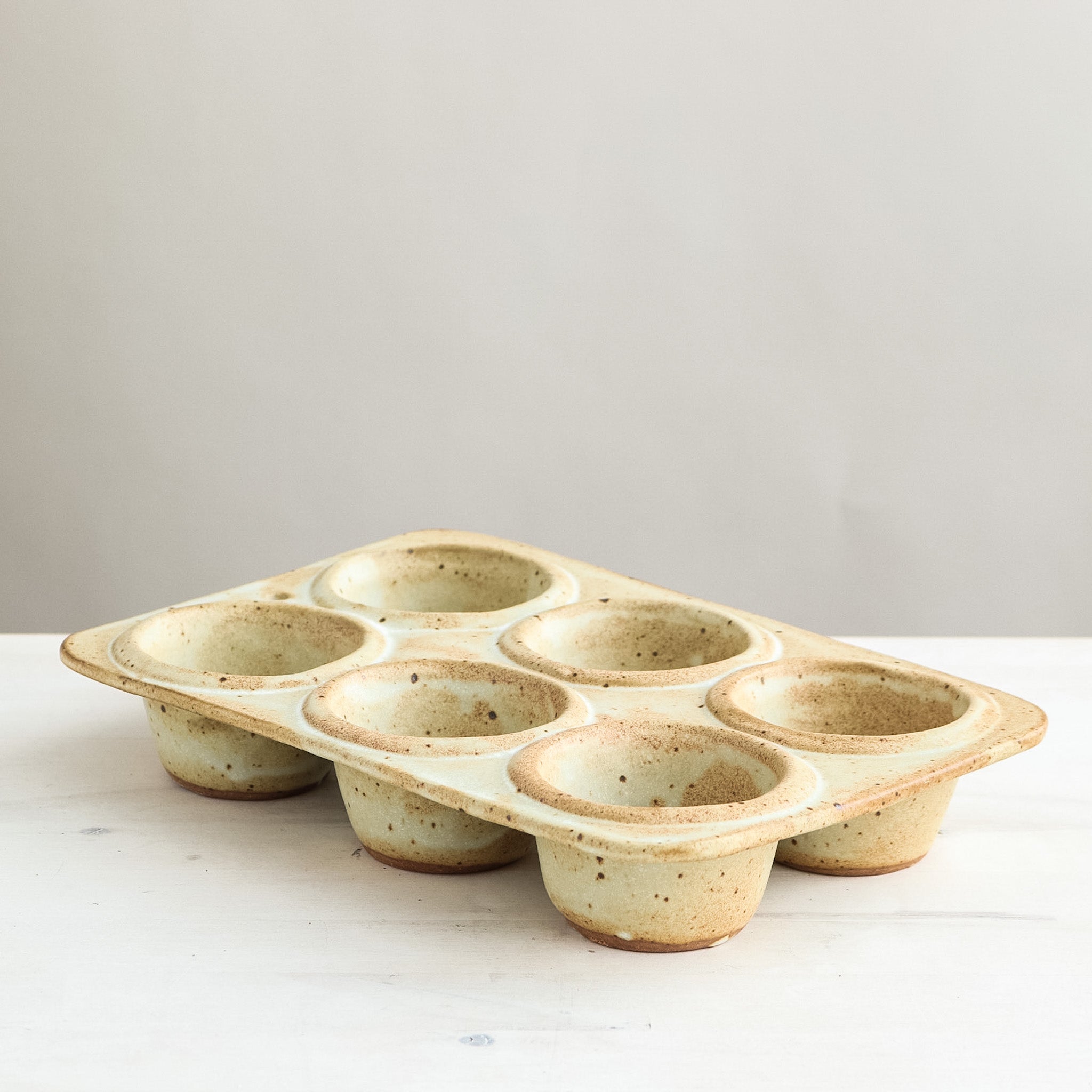 Stoneware Muffin Pans