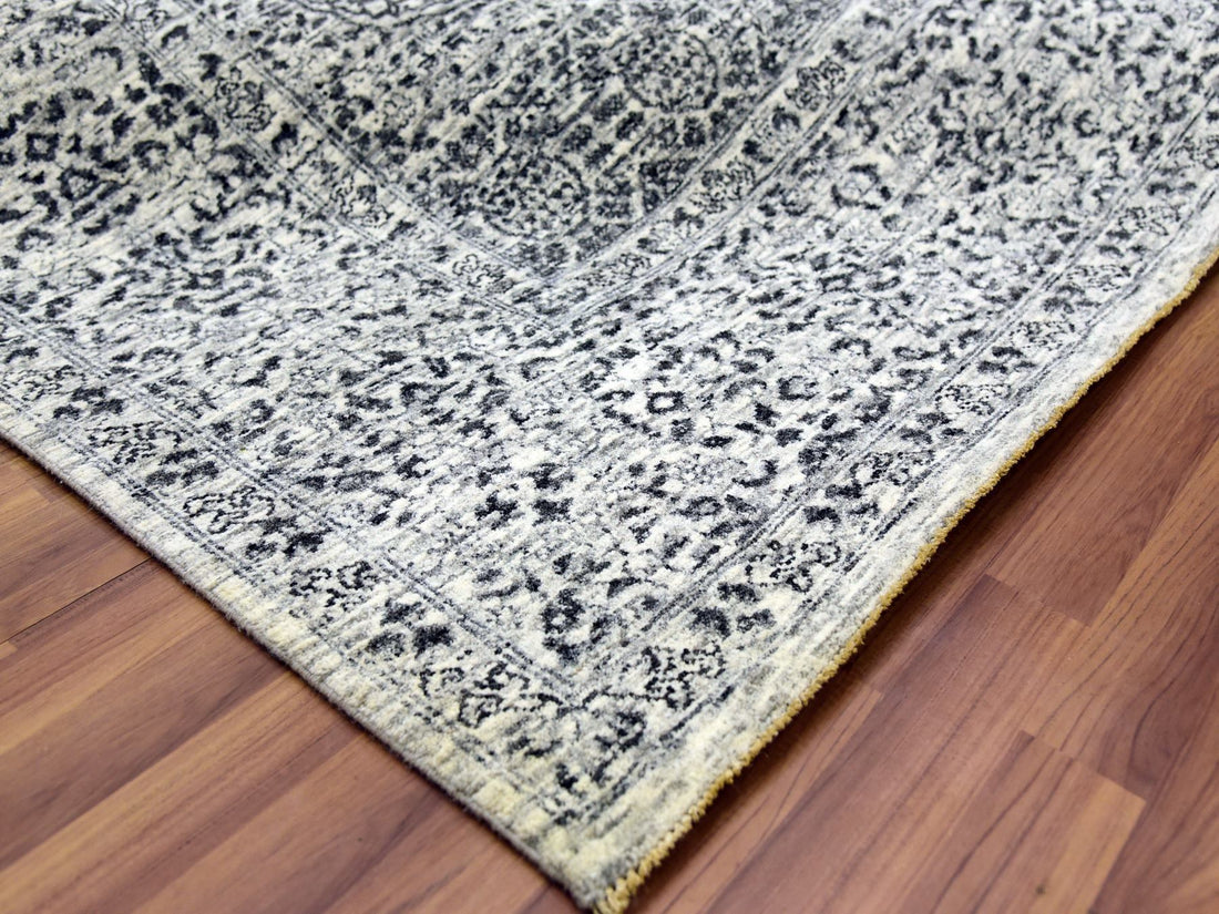 8'x9'10" | Neutral Persian Rug | Wool | 210000024428