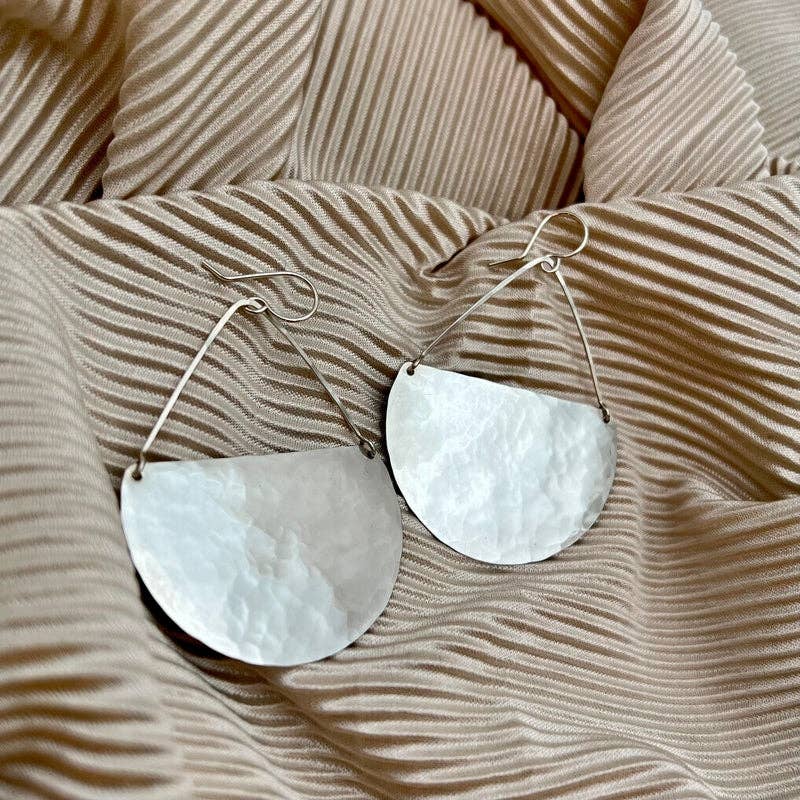 Rounded Edge Earrings | Silver