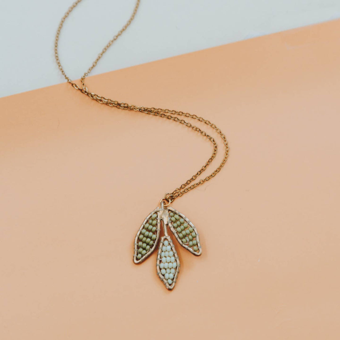 Three Leaf Beaded Necklace | Sage