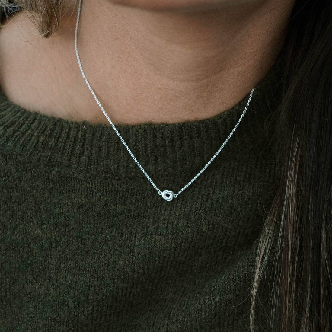 Love Knot Necklace | Silver