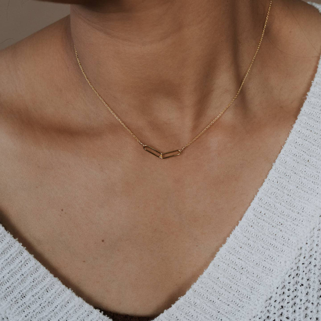 Small Linked Together Necklace | Gold