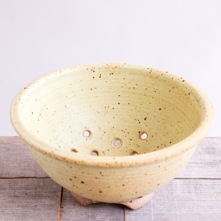 Large Berry Bowl | Cream