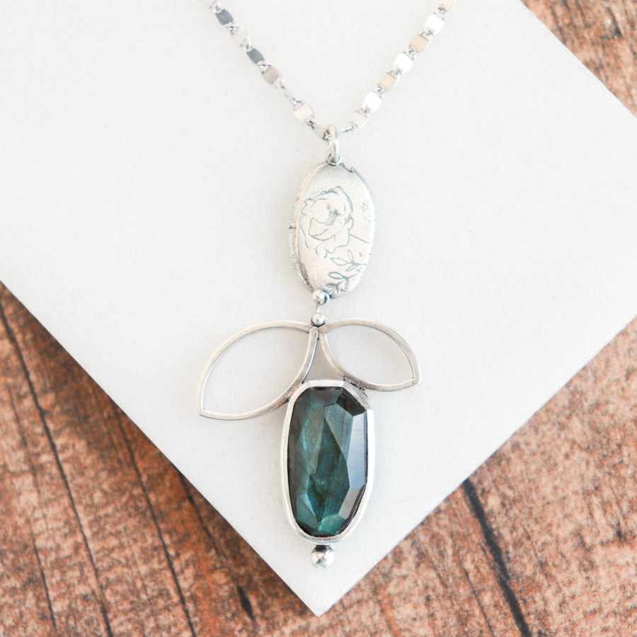 Labradorite Leafy Necklace