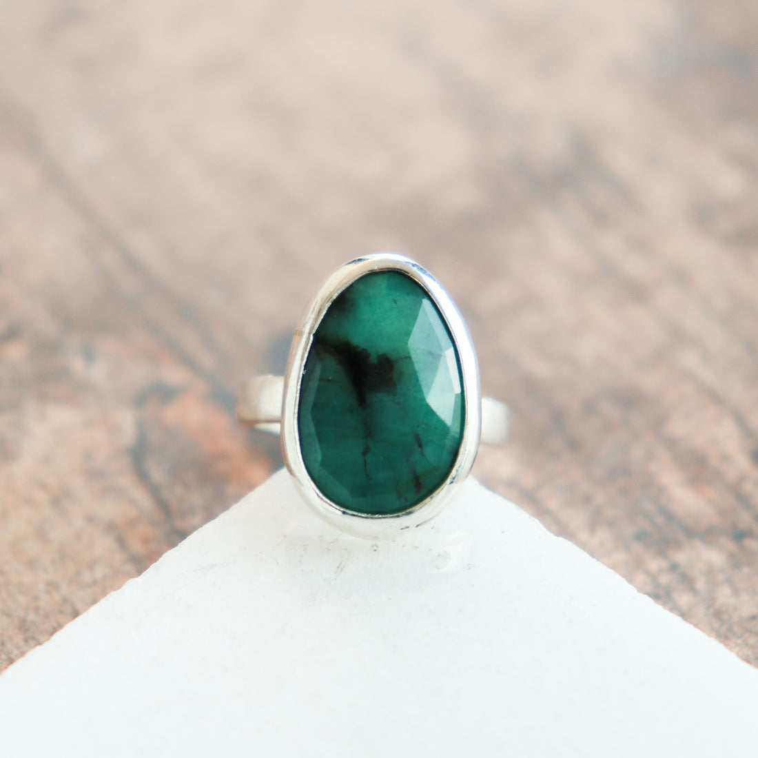 Size 5.75 | Emerald Simple Ring no.2
