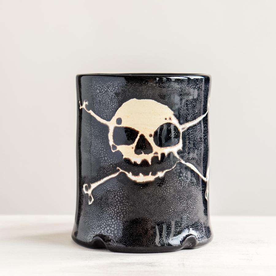 Single Skull Crossbones Mug no.3