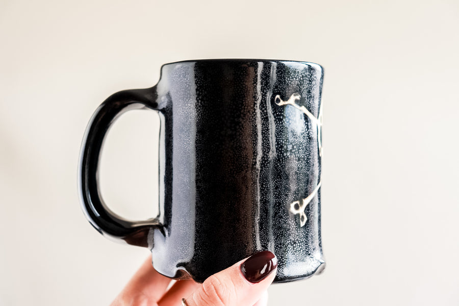 Single Skull Crossbones Mug no.3