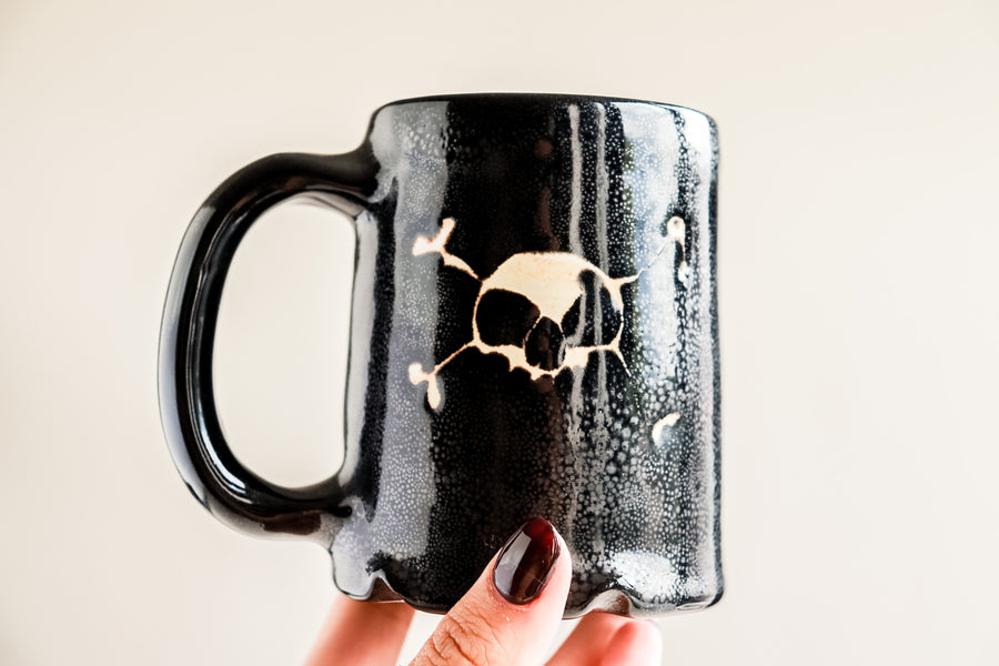 Double Skull & Crossbones Mug