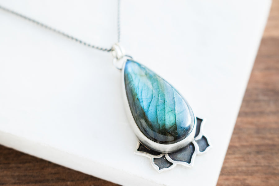 Large Labradorite Teardrop Meraki Necklace