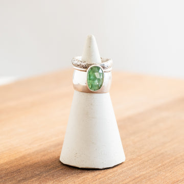 Size 6 | Mint Kyanite Stacking Rings