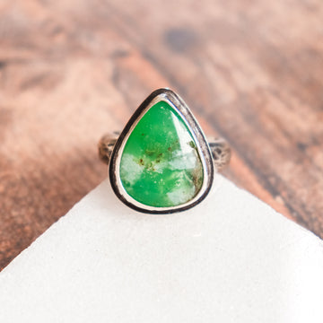 Size 6.5 | Teardrop Chrysoprase Ring