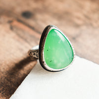 Size 8 | Teardrop Chrysoprase Ring