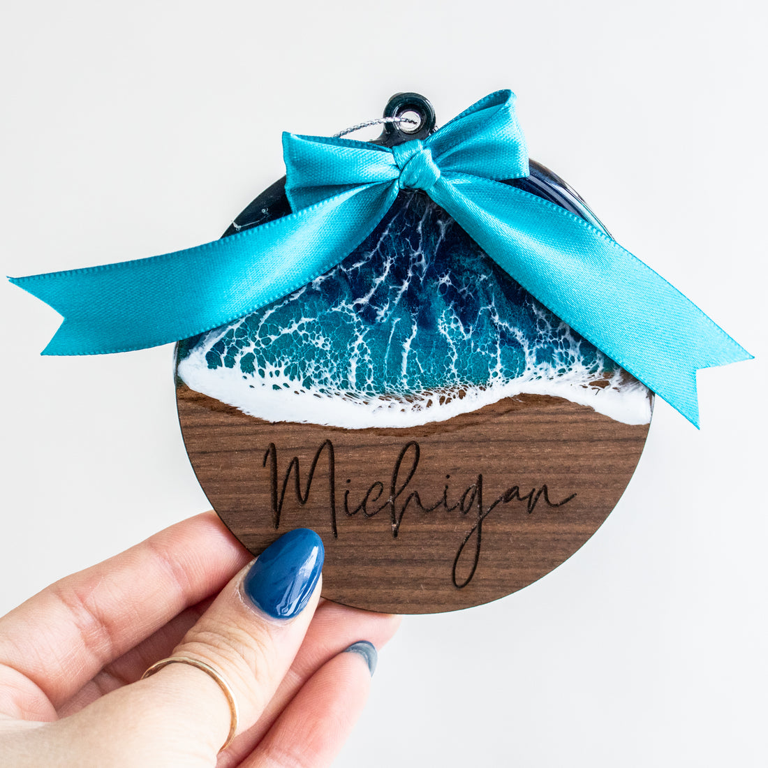 Round Michigan Beach Resin Ornament