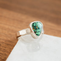 Size 8 | C&T Turquoise Hammered Ring