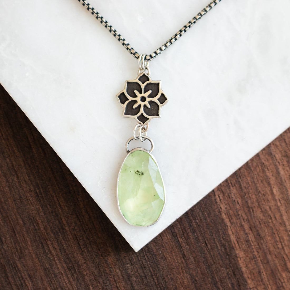 Prehnite Irregular Faceted Meraki Necklace no.1