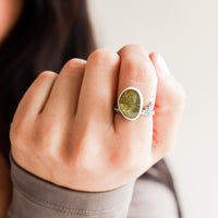 Size 6.75 | Green Garnet Branch Ring