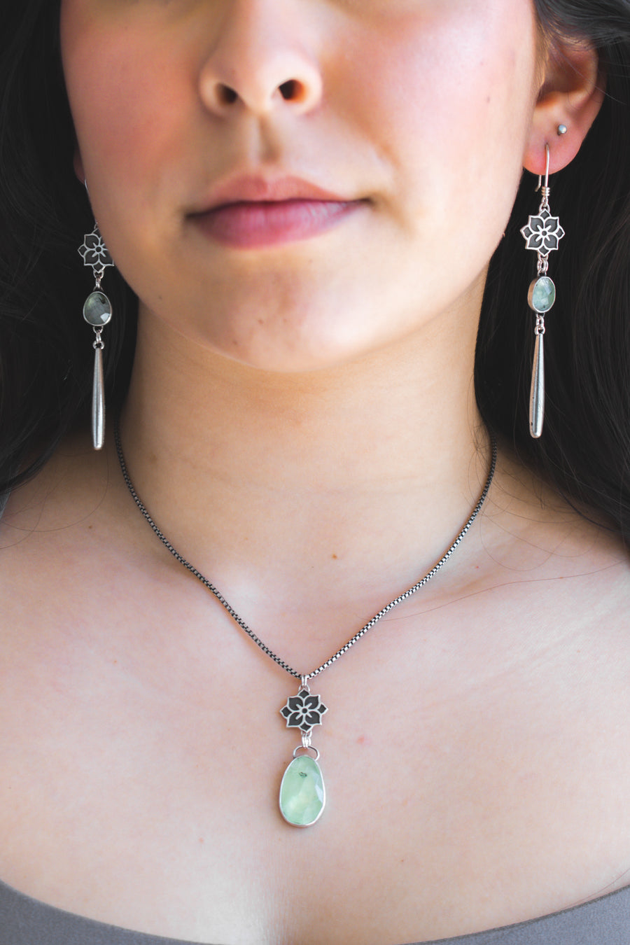 Prehnite Irregular Faceted Meraki Necklace no.1