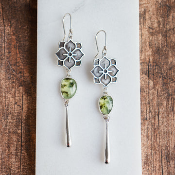 Simple Prehnite Meraki Dangle Earrings