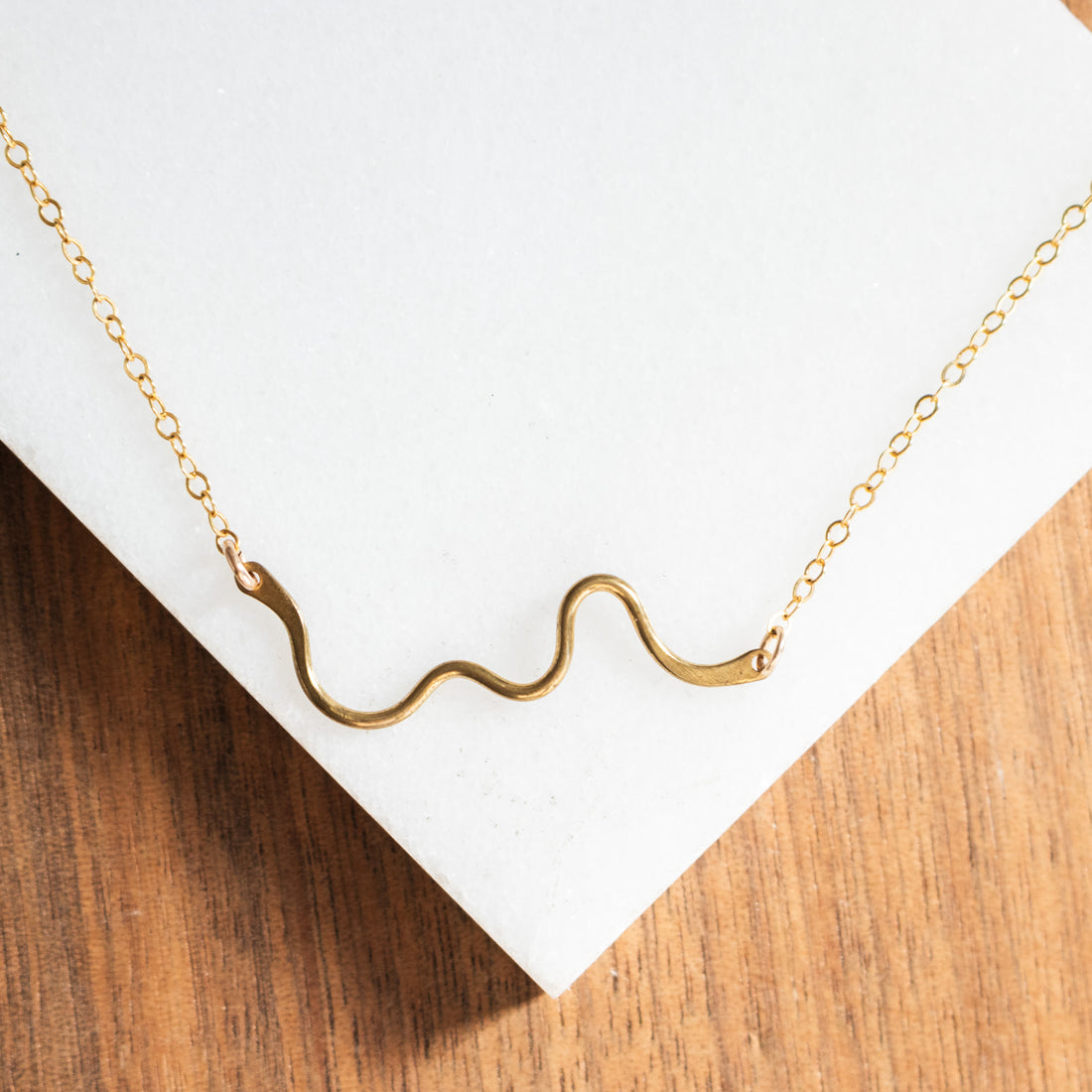 14k Small Wavy Necklace