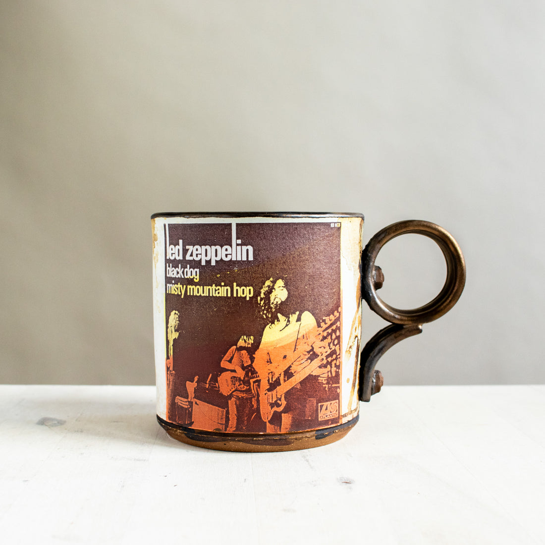Led Zeppelin 1971 Black Dog Mug