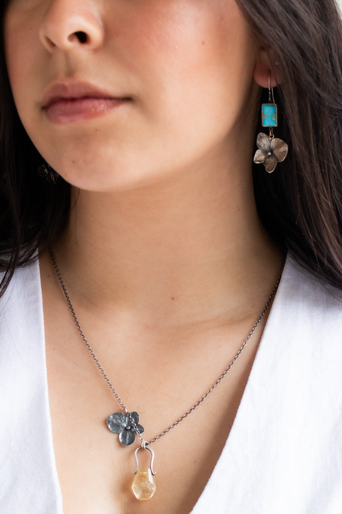 Sierra Bella Turquoise Hydrangea Earrings