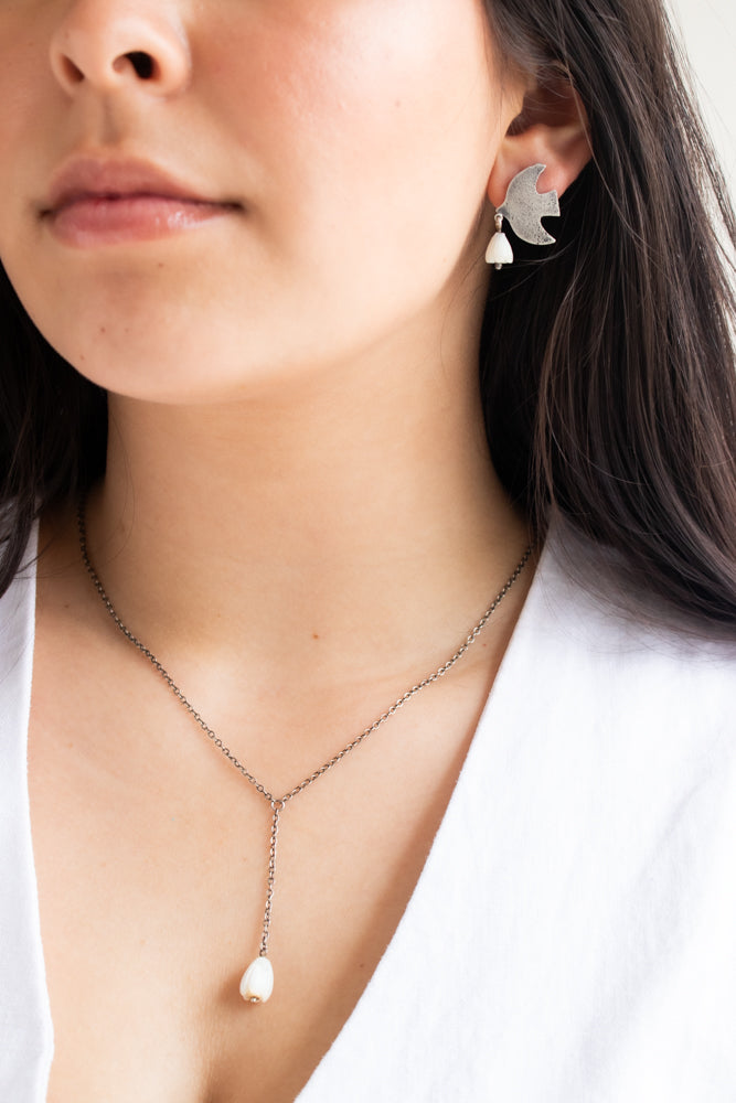 Mother of Pearl Lariat Necklace