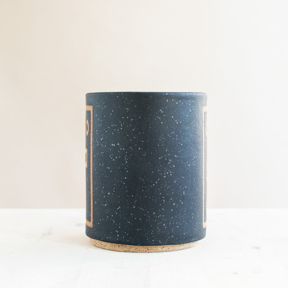 Hug Face Mug | Matte Black