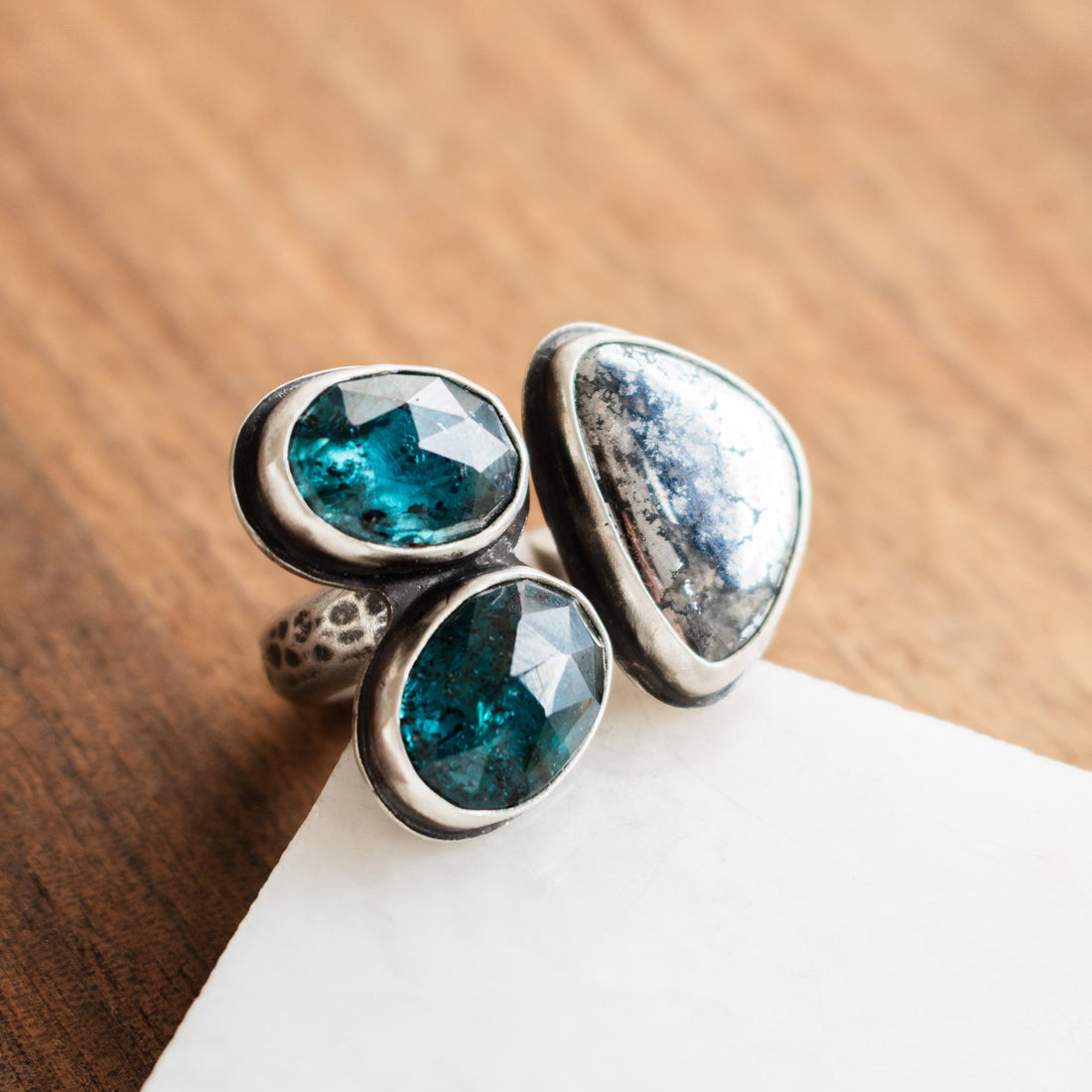 Size 8 | Double Kyanite Native Silver Ring