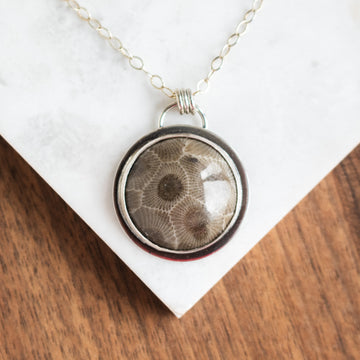Petoskey Round Necklace