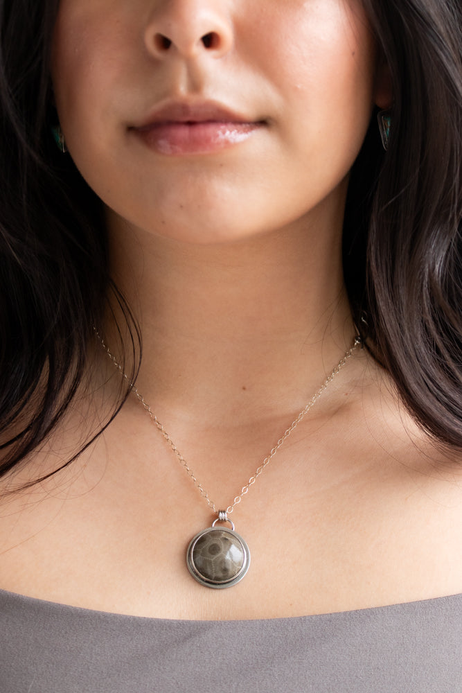 Petoskey Round Necklace