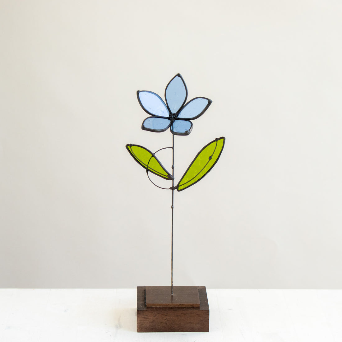 3D Flower on Stand | Light Blue