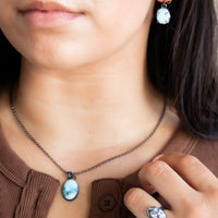 Small Golden Hills Prong Earrings