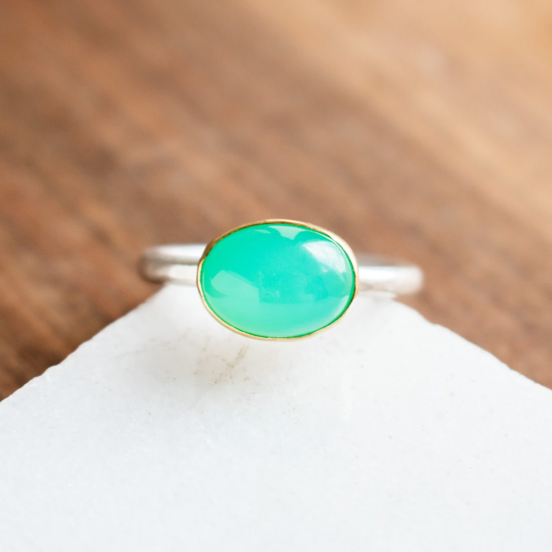 Size 8.5 | Chrysoprase 18k Gold Ring