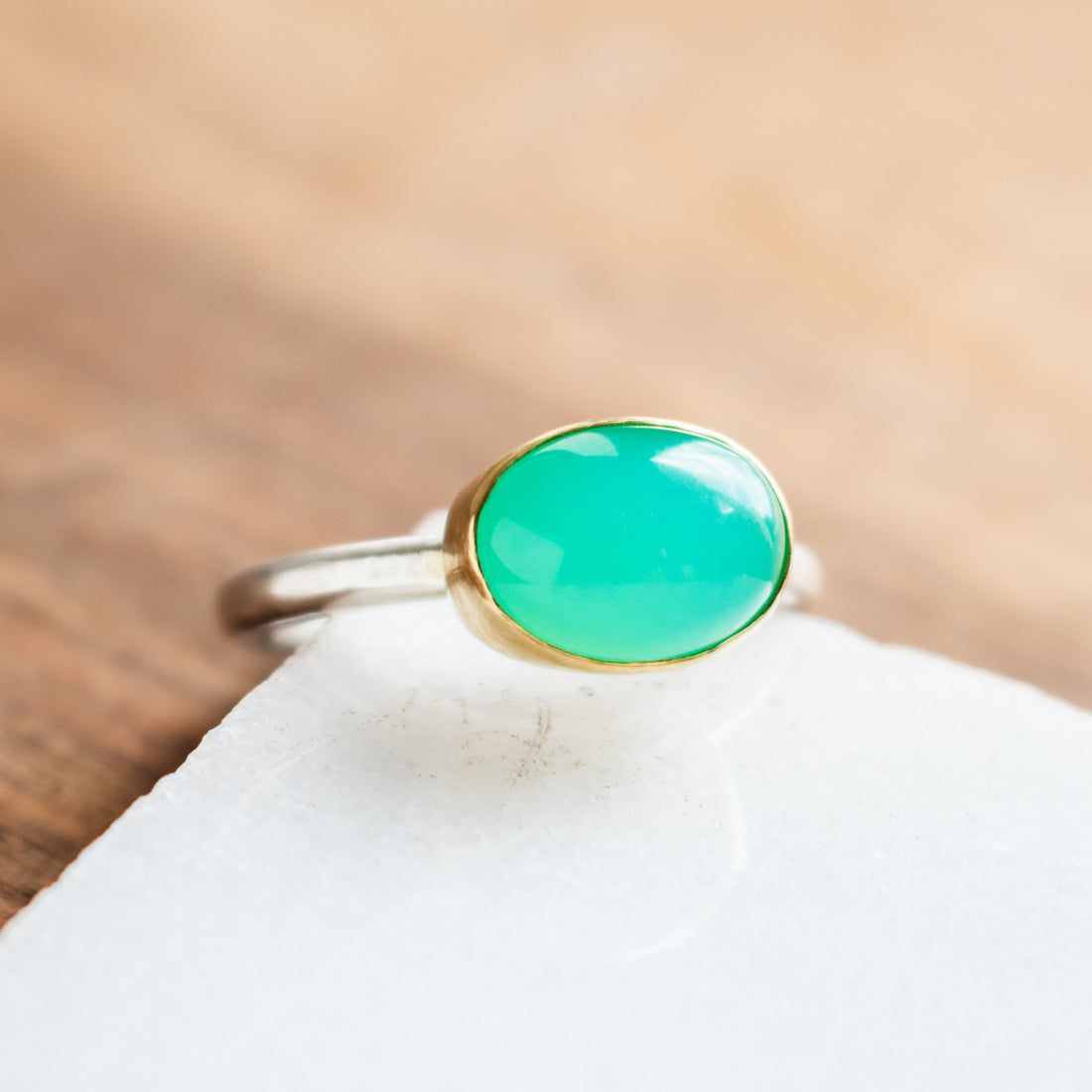 Size 8.5 | Chrysoprase 18k Gold Ring