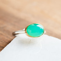 Size 8.5 | Chrysoprase 18k Gold Ring