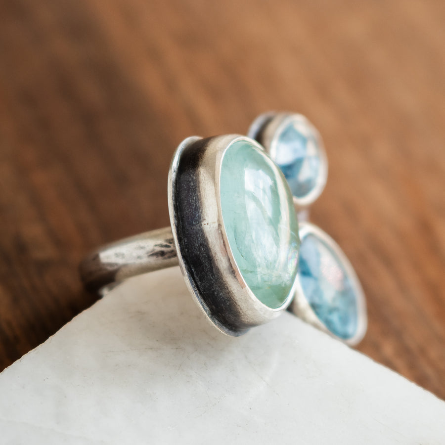 Size 8 | Kyanite & Aquamarine Triple Stone Ring