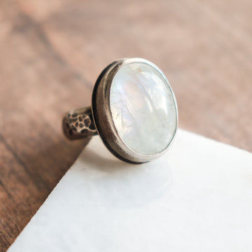 Size 8 | Rainbow Moonstone Oval Ring