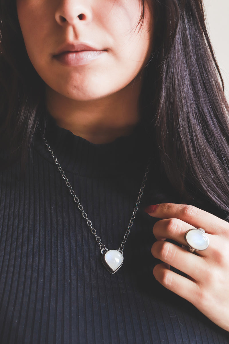 Rainbow Moonstone Sm Teardrop Necklace