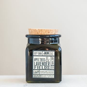 Apple Trees & Lavender Fields Ampersand | 8.5oz