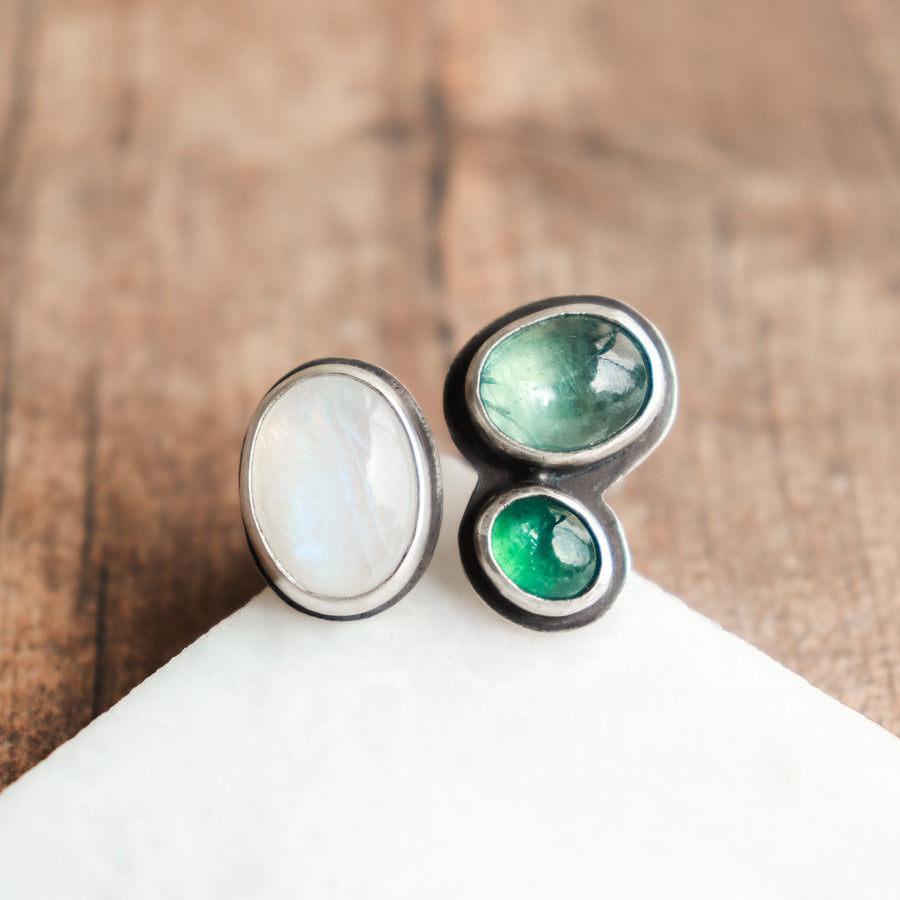 8.5-9 Moonstone & Kyanite Ring