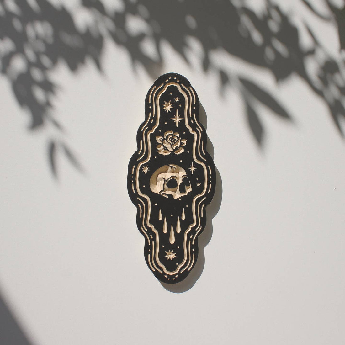 11" Skull Carved Wall Hanging