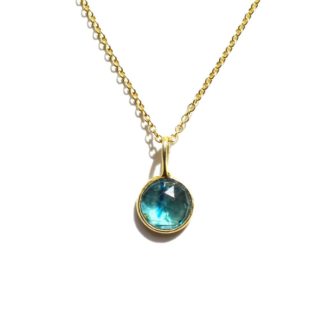 Blue Kyanite Round Necklace